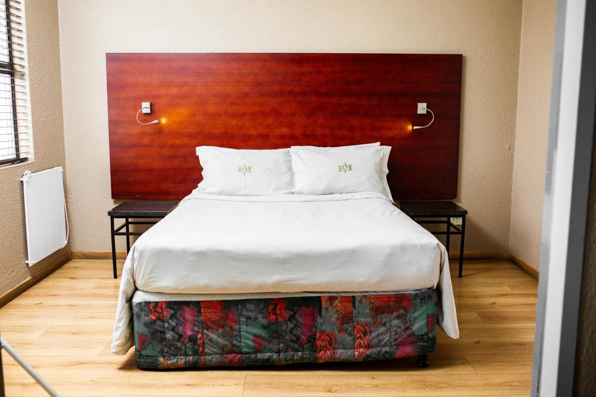 Vetho 2 Apartments Or Tambo Airport Kempton Park Esterno foto